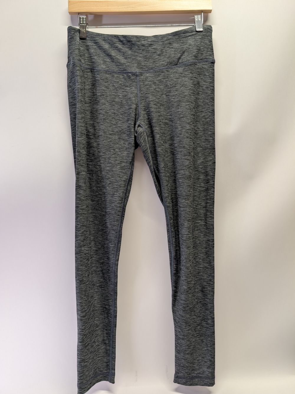 Women's Gray Vapor Performance Leggings - Sleek Everyday Comfort
